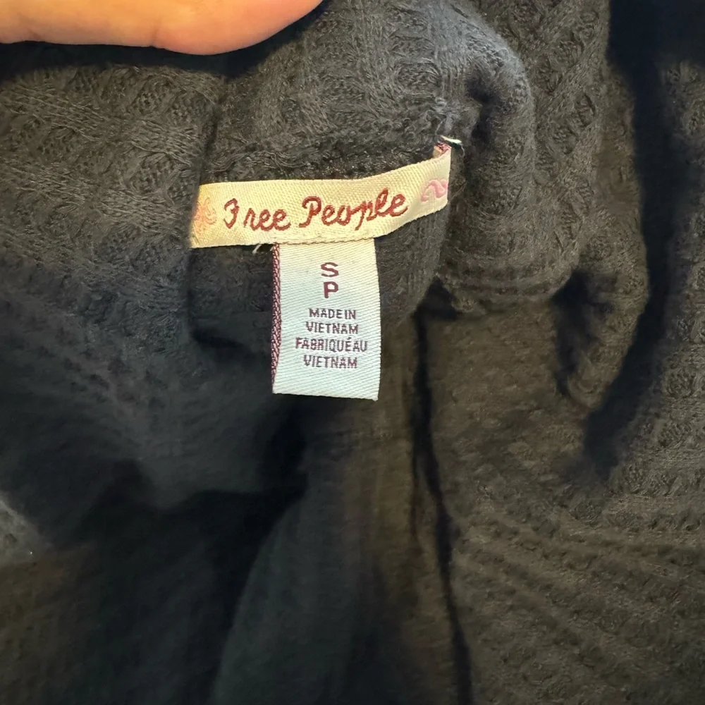 Free People Women's NWT Black Thermal Long Sleeve Cowl Neck Oversized S $88